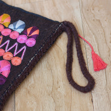 Load image into Gallery viewer, Wool laptop Bag