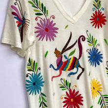 Load image into Gallery viewer, Otomí Embroidered Tee-L