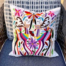 Load image into Gallery viewer, Otomi Embroidered Pillow Cover