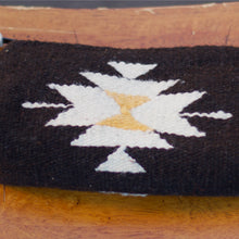 Load image into Gallery viewer, Wool-Telar cosmetic bag