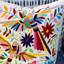 Load image into Gallery viewer, Otomi Embroidered Pillow Cover