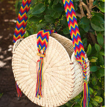Load image into Gallery viewer, Straw Palm Circle bag