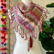 Load image into Gallery viewer, Chiapas  tassel Scarf