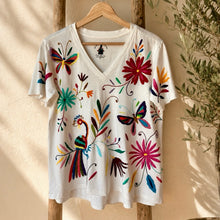 Load image into Gallery viewer, Otomí Embroidered Tee-M