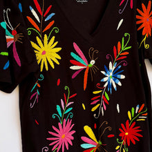 Load image into Gallery viewer, Otomi Embroidered Tee-L