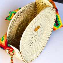 Load image into Gallery viewer, Straw Palm Circle bag