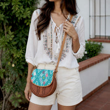 Load image into Gallery viewer, Leather-embroidered Bag