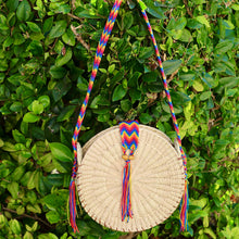 Load image into Gallery viewer, Straw Palm Circle bag