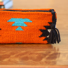 Load image into Gallery viewer, Wool-Telar cosmetic bag