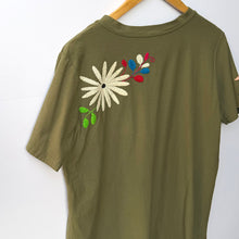 Load image into Gallery viewer, Otomí Embroidered Tee-L