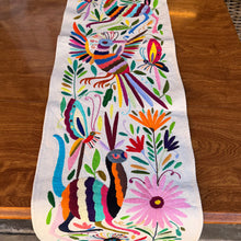 Load image into Gallery viewer, Hand-Embroidered Otomí Table Runner