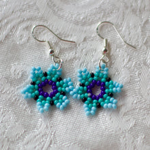 Load image into Gallery viewer, Flower Necklace set