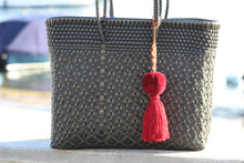 Load image into Gallery viewer, image-chiapas-tassel-9