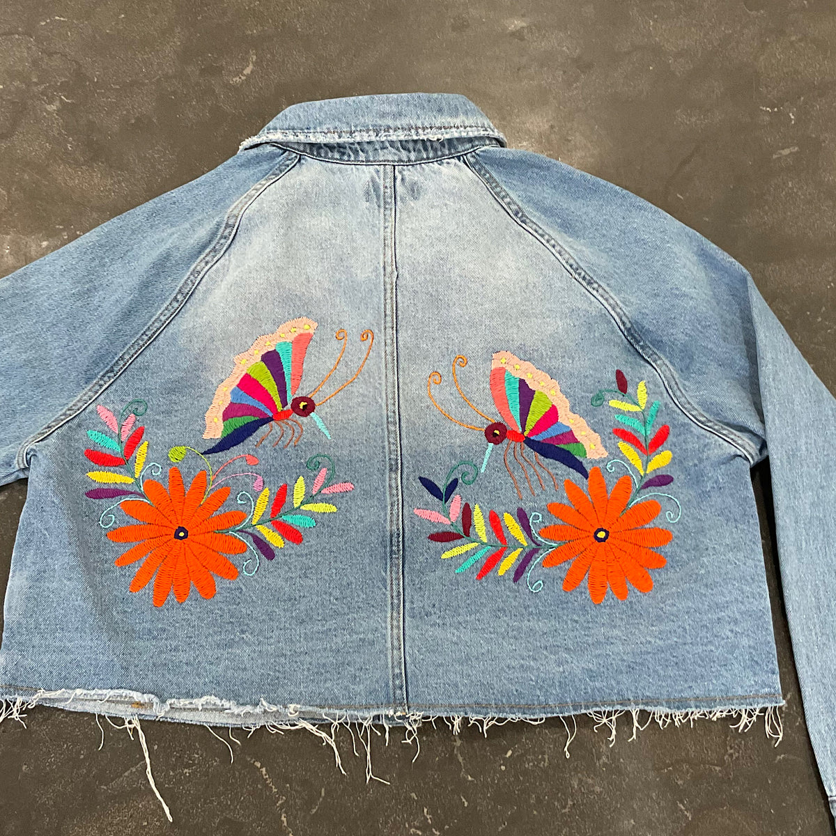 ᐅ Otomi-embroidered Denim-Cropped Jacket-L | Handmade Jacket- Mi