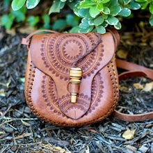 Load image into Gallery viewer, Mini Sol Leather Purse

