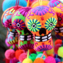 Load image into Gallery viewer, Calavera- skull Pom-Pom