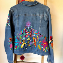 Load image into Gallery viewer, Otomi Denim Jacket-L
