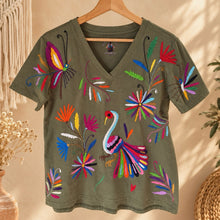 Load image into Gallery viewer, Otomí Embroidered Tee-M
