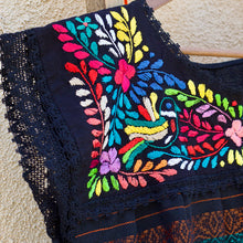 Load image into Gallery viewer, Paloma  Huipil Top-Black
