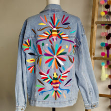 Load image into Gallery viewer, Otomi Denim Jacket-L
