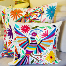 Load image into Gallery viewer, Otomi-Sham Pillow cover
