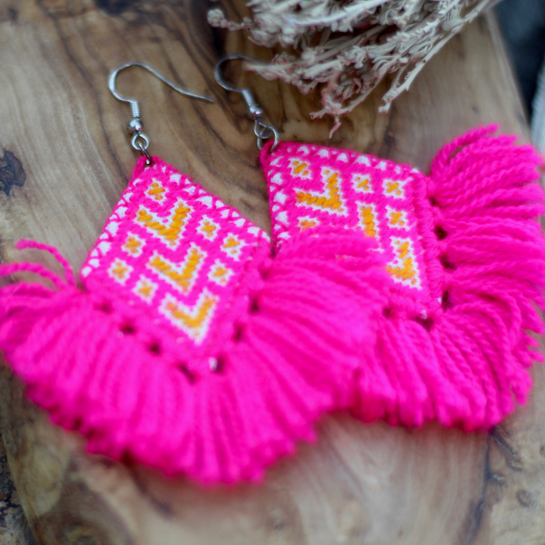 Tassel earrings-Pink