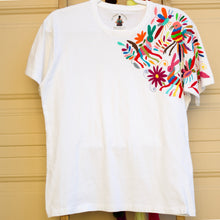 Load image into Gallery viewer, Otomi Embroidered T-shirt-L
