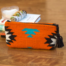 Load image into Gallery viewer, Wool-Telar cosmetic bag
