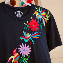 Load image into Gallery viewer, Otomi T-shirt-M
