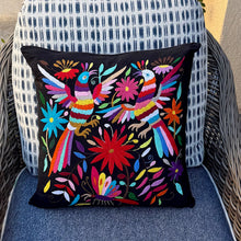 Load image into Gallery viewer, Otomi-Sham Pillow cover
