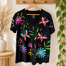Load image into Gallery viewer, Otomí Embroidered Tee-M
