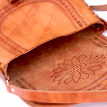 Load image into Gallery viewer, Chiapas Leather Crossbody Bag

