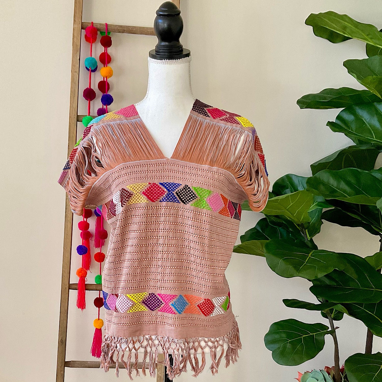 Mayan Huipil – Mi Mundo Mexicano1