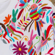 Load image into Gallery viewer, Otomi Embroidered T-shirt-L
