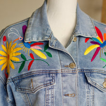 Load image into Gallery viewer, Otomi Denim Jacket-M
