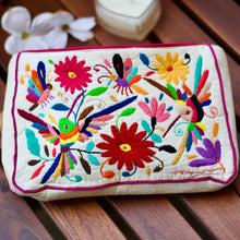 Load image into Gallery viewer, Otomi - cosmetic bag
