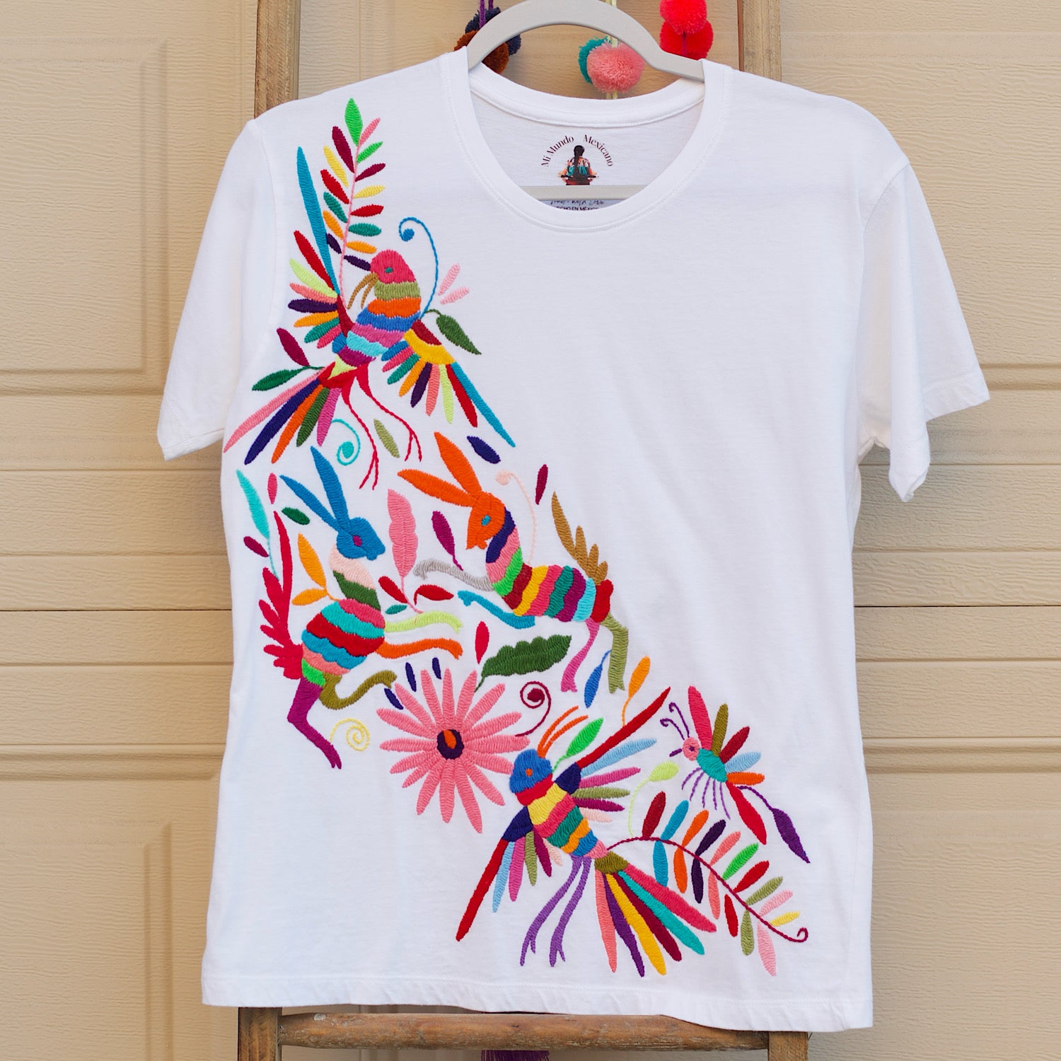 Otomi Embroidered T-shirt-M – Mi Mundo Mexicano