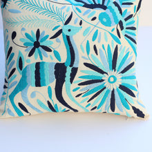 Load image into Gallery viewer, Otomi-Sham Pillow cover
