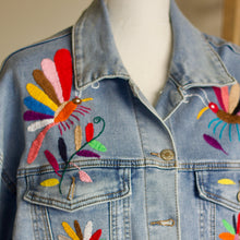 Load image into Gallery viewer, Otomi Denim Jacket-L
