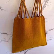 Load image into Gallery viewer, Handwoven cotton tote
