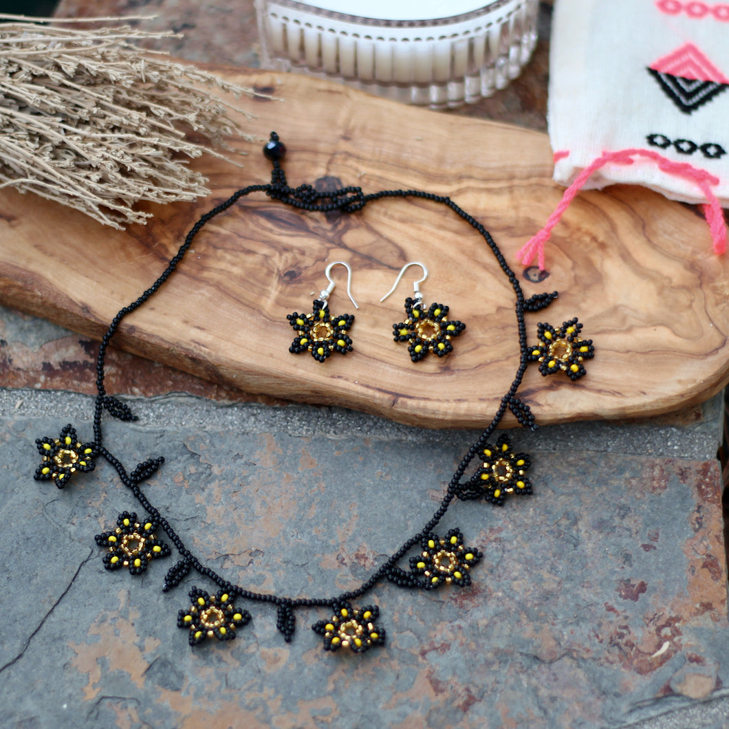Flower Necklace set