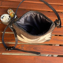 Load image into Gallery viewer, Wool Crossbody bag
