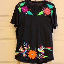 Load image into Gallery viewer, Otomi T-shirt
