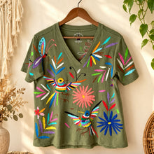 Load image into Gallery viewer, Otomi Embroidered Tee-XL

