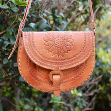 Load image into Gallery viewer, Chiapas Leather Crossbody Bag
