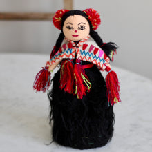 Load image into Gallery viewer, Chamulita Wool doll
