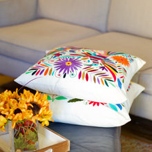 Load image into Gallery viewer, Otomi-Sham Pillow cover
