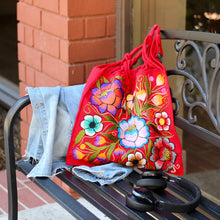 Load image into Gallery viewer, Handwoven Cotton Flower Tote
