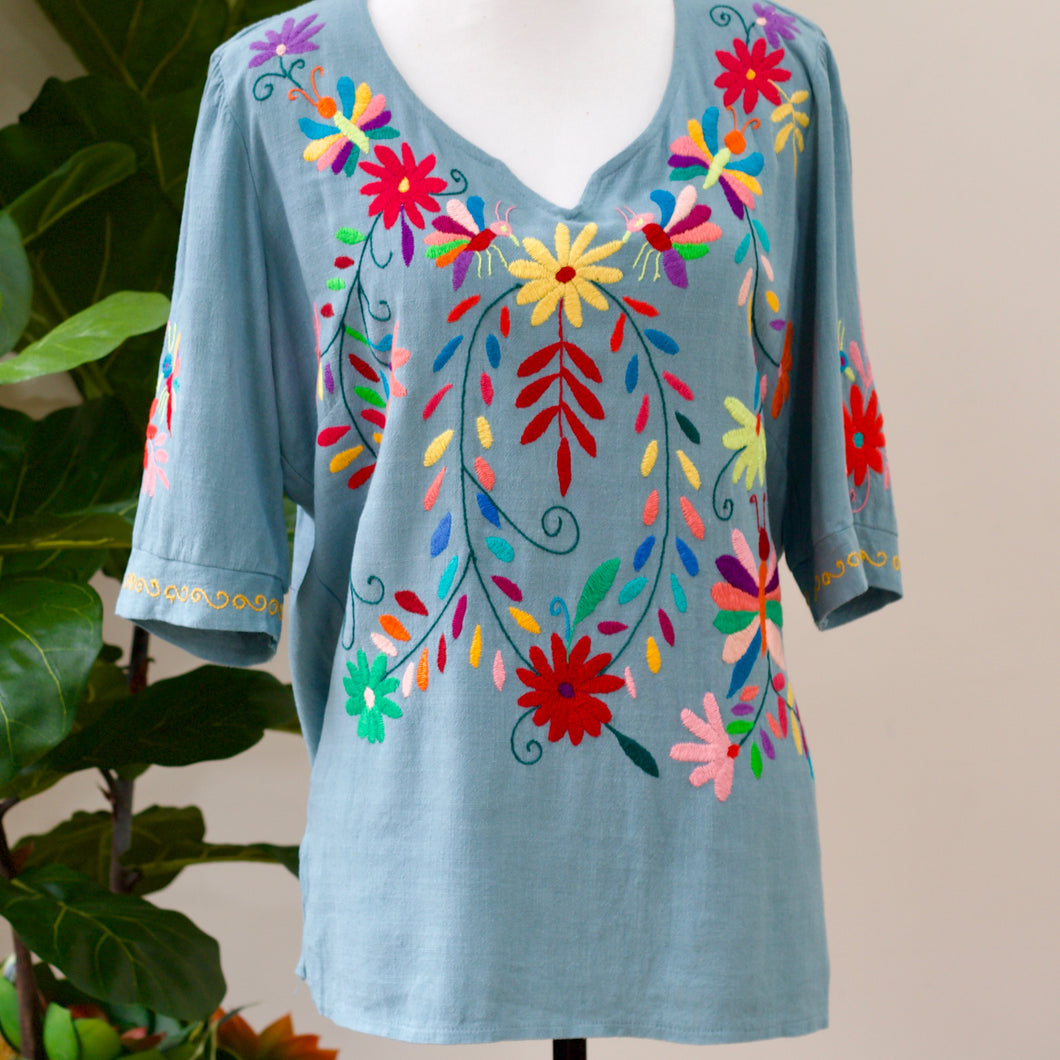 Otomi Multicolor-embroidered blouse -L