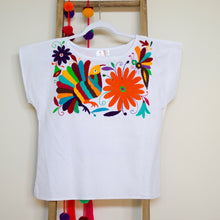 Load image into Gallery viewer, Otomi embroidered blouse-Multicolor-Large
